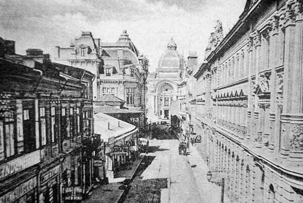 Prin meandrele Bucureștiului I – Strada Stavropoleos, nostalgia Bucureștiului vesel